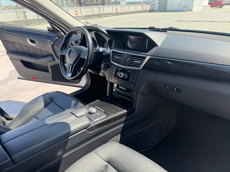 Mercedes-Benz E 350 Avantgarde/ 4 Matic/ BlueEfficiency/ Distronic, снимка 12 - Автомобили и джипове - 52427234