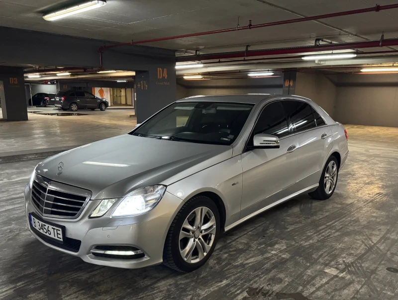 Mercedes-Benz E 350 Avantgarde/ 4 Matic/ BlueEfficiency/ Distronic, снимка 2 - Автомобили и джипове - 52427234