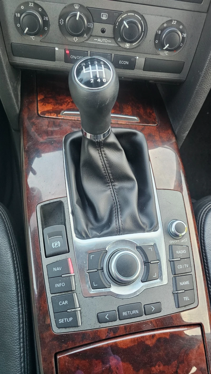 Audi A6 2 0TDI--NAVI, снимка 7 - Автомобили и джипове - 52239003