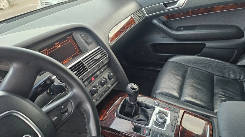 Audi A6 2 0TDI--NAVI, снимка 14 - Автомобили и джипове - 52239003