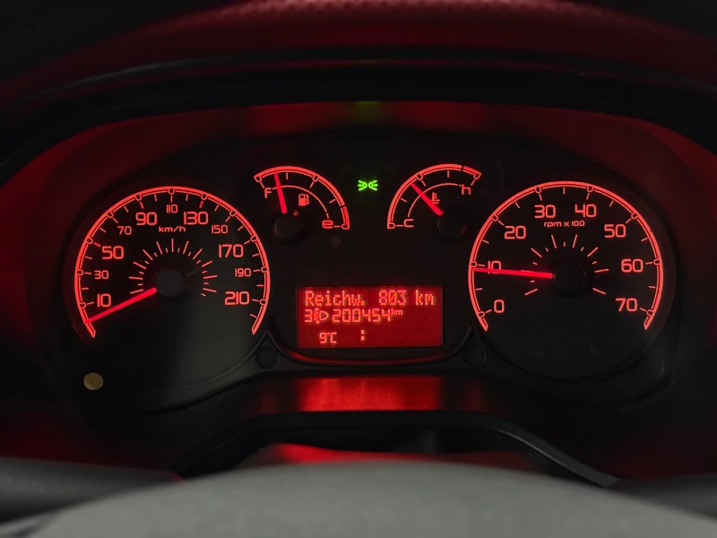 Fiat Doblo 1.6D 105к.с * Климатик* , снимка 17 - Автомобили и джипове - 52376097