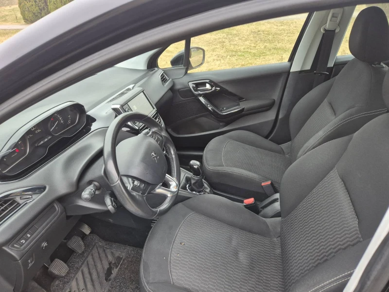 Peugeot 208 Peugeot 208 1.2VTI GPL EURO 6B, снимка 7 - Автомобили и джипове - 53224235