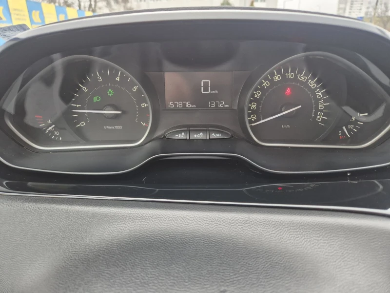 Peugeot 208 Peugeot 208 1.2VTI GPL EURO 6B, снимка 10 - Автомобили и джипове - 53224235