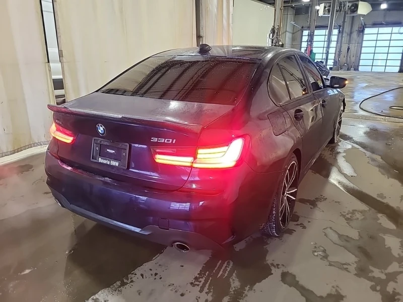 BMW 330 M-Sport xDrive * CARFAX * БЕЗ ПЪРВОНАЧАЛНА ВНОСКА, снимка 4 - Автомобили и джипове - 53238603