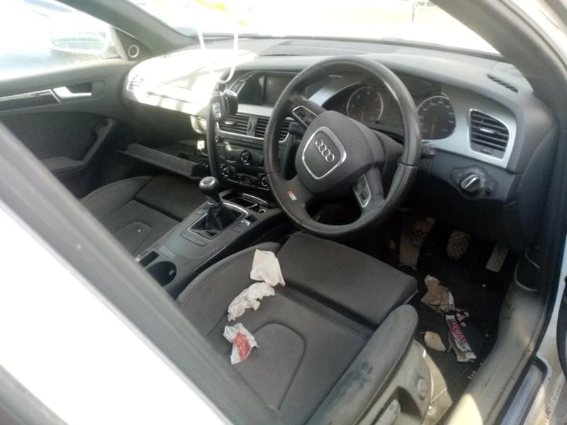 Audi A4 2010 2.0C.R.ЧАСТИ, снимка 7 - Автомобили и джипове - 21466729