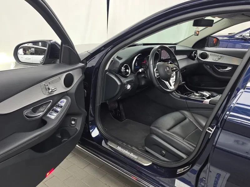 Mercedes-Benz C 220 - САМО 30% АВАНС, снимка 10 - Автомобили и джипове - 55405851