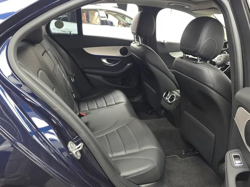Mercedes-Benz C 220 - САМО 30% АВАНС, снимка 12 - Автомобили и джипове - 55405851
