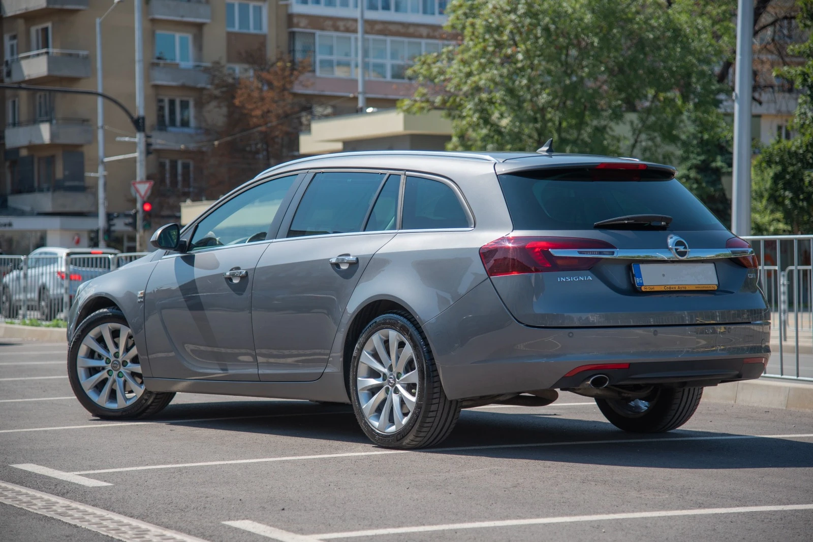 Opel Insignia Sports Tourer - изображение 3