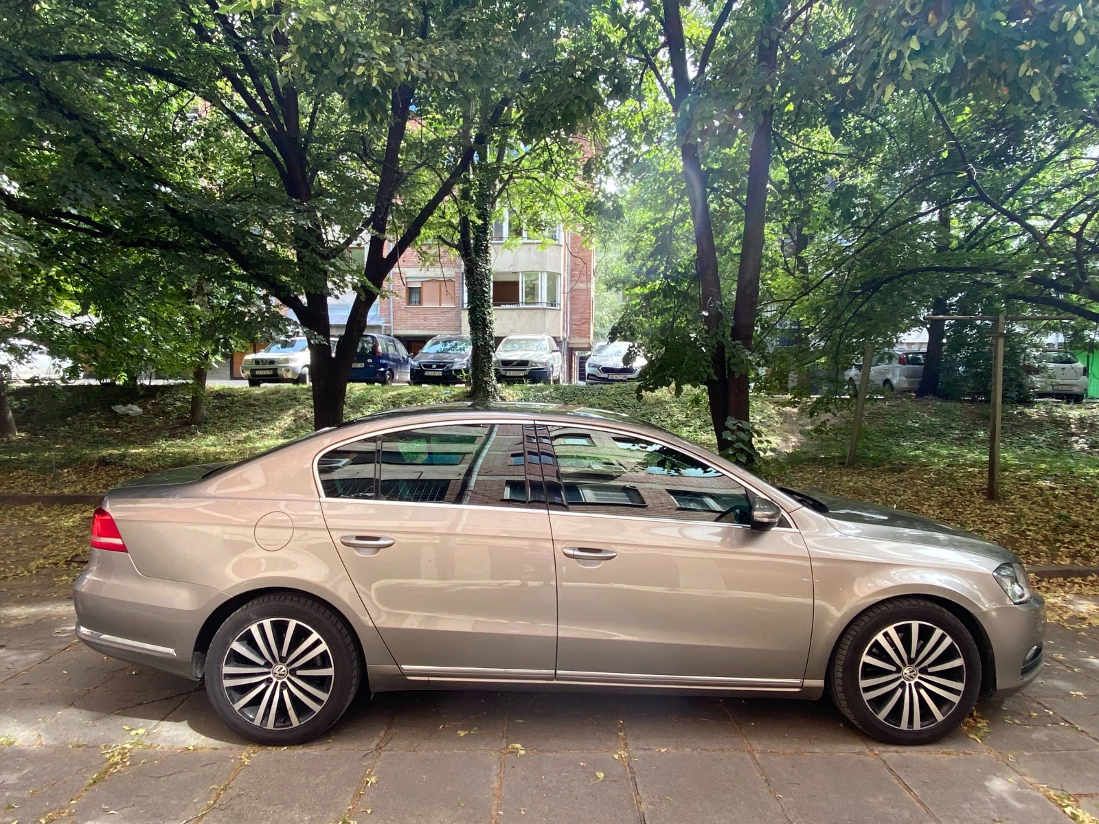 VW Passat 2.0TSI DSG ADAPT - изображение 2