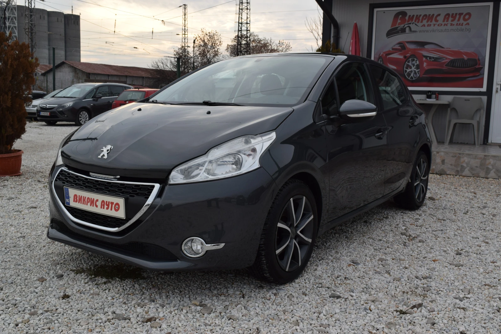 Peugeot 208 1.4 hdi* навигация* камера - изображение 3