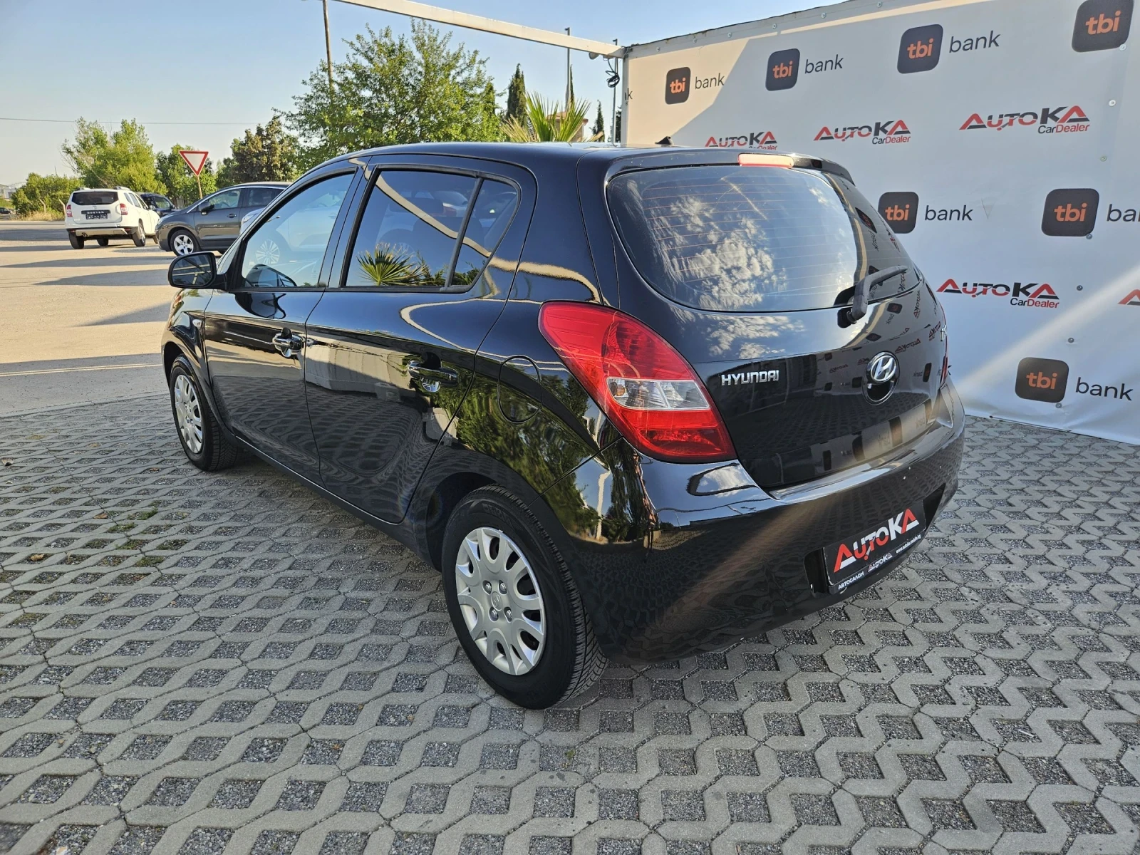 Hyundai I20 1.2i-78kc= ФАБРИЧНА ГАЗ= КЛИМАТИК - изображение 5