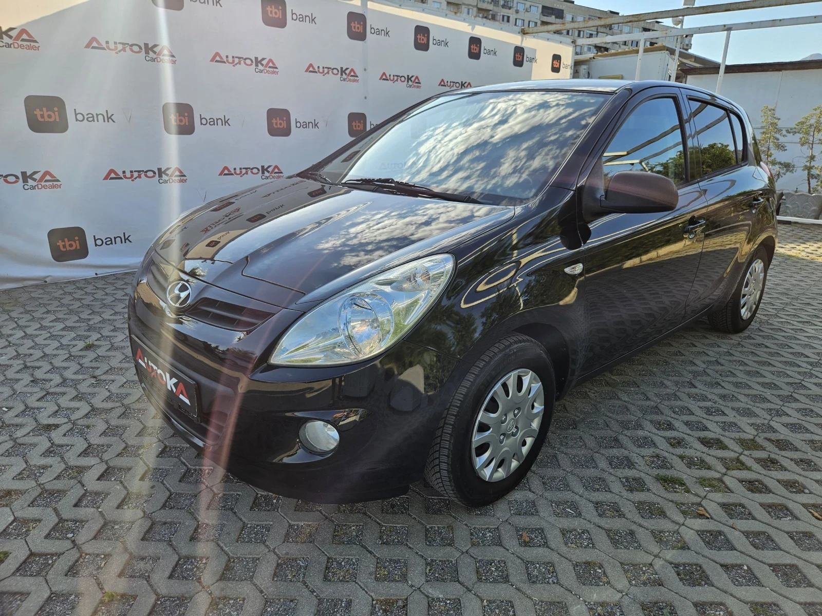 Hyundai I20 1.2i-78kc= ФАБРИЧНА ГАЗ= КЛИМАТИК - изображение 6