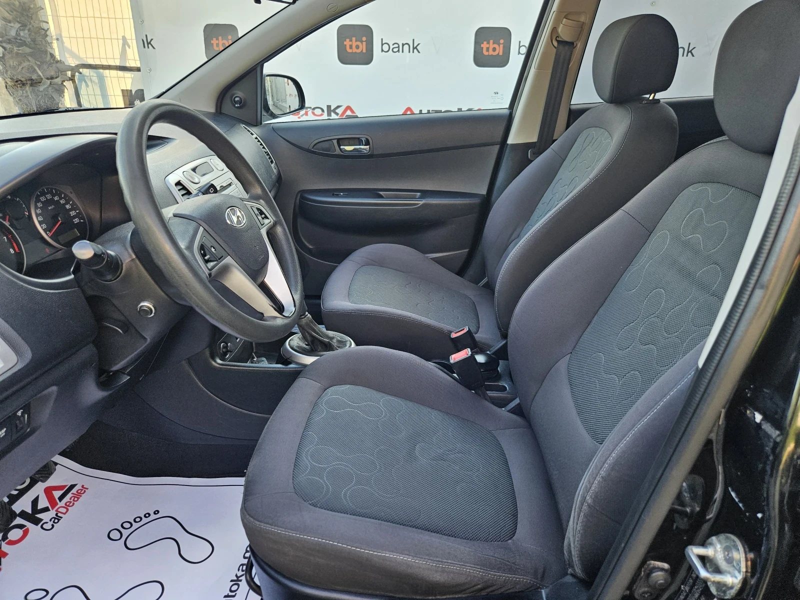 Hyundai I20 1.2i-78kc= ФАБРИЧНА ГАЗ= КЛИМАТИК - изображение 7