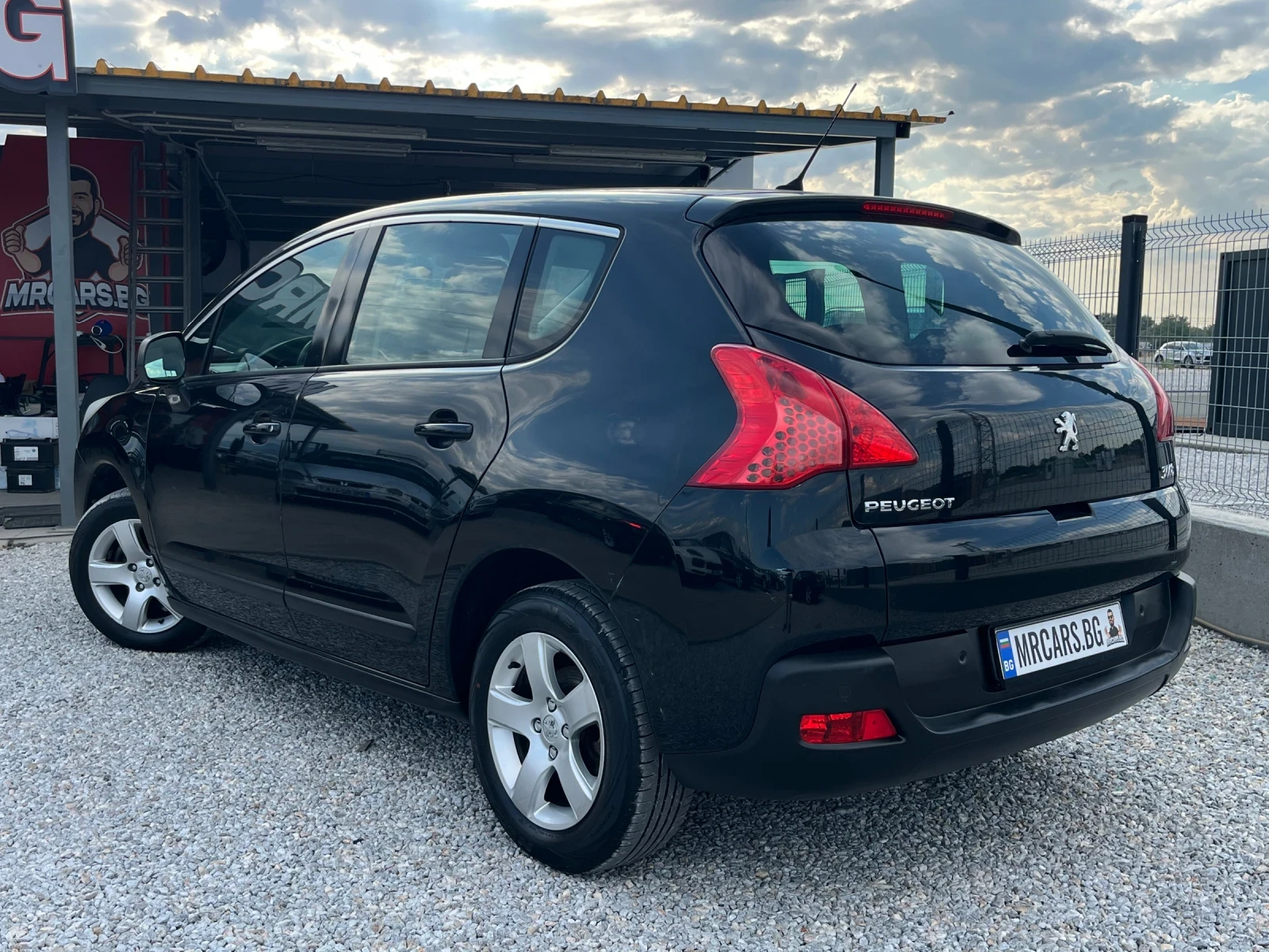 Peugeot 3008 АВТОМАТ / КЛИМАТРОНИК / НОВ ВНОС - изображение 4