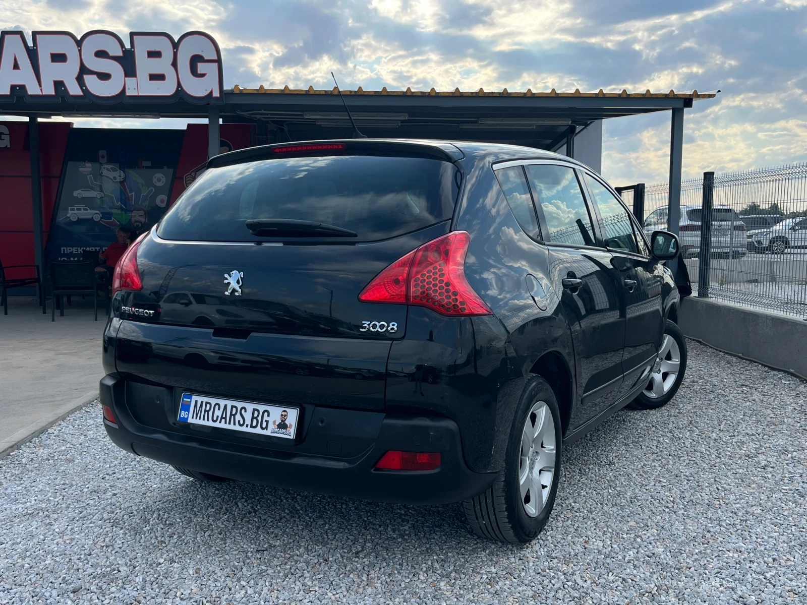 Peugeot 3008 АВТОМАТ / КЛИМАТРОНИК / НОВ ВНОС - изображение 2