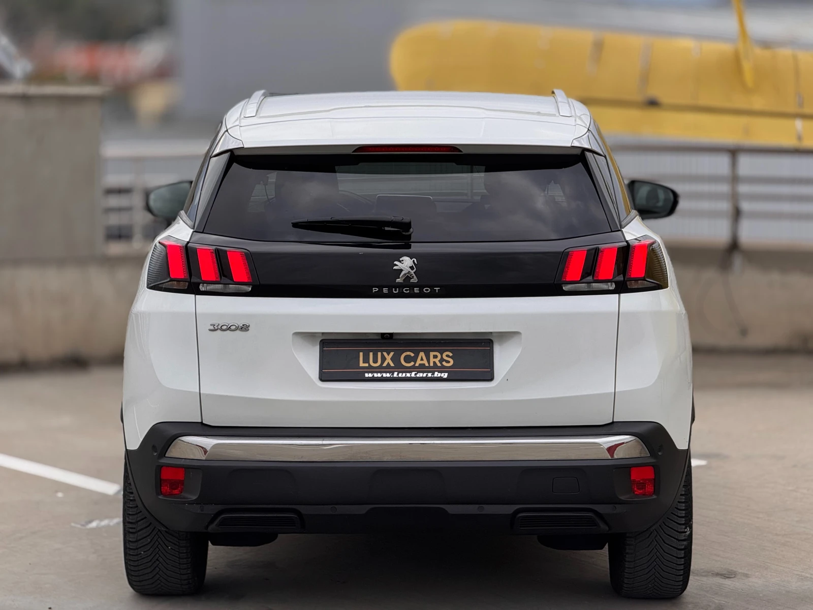 Peugeot 3008 - 1.5 BlueHDI - EAT8 - Allure - Keyless - Led - - изображение 3