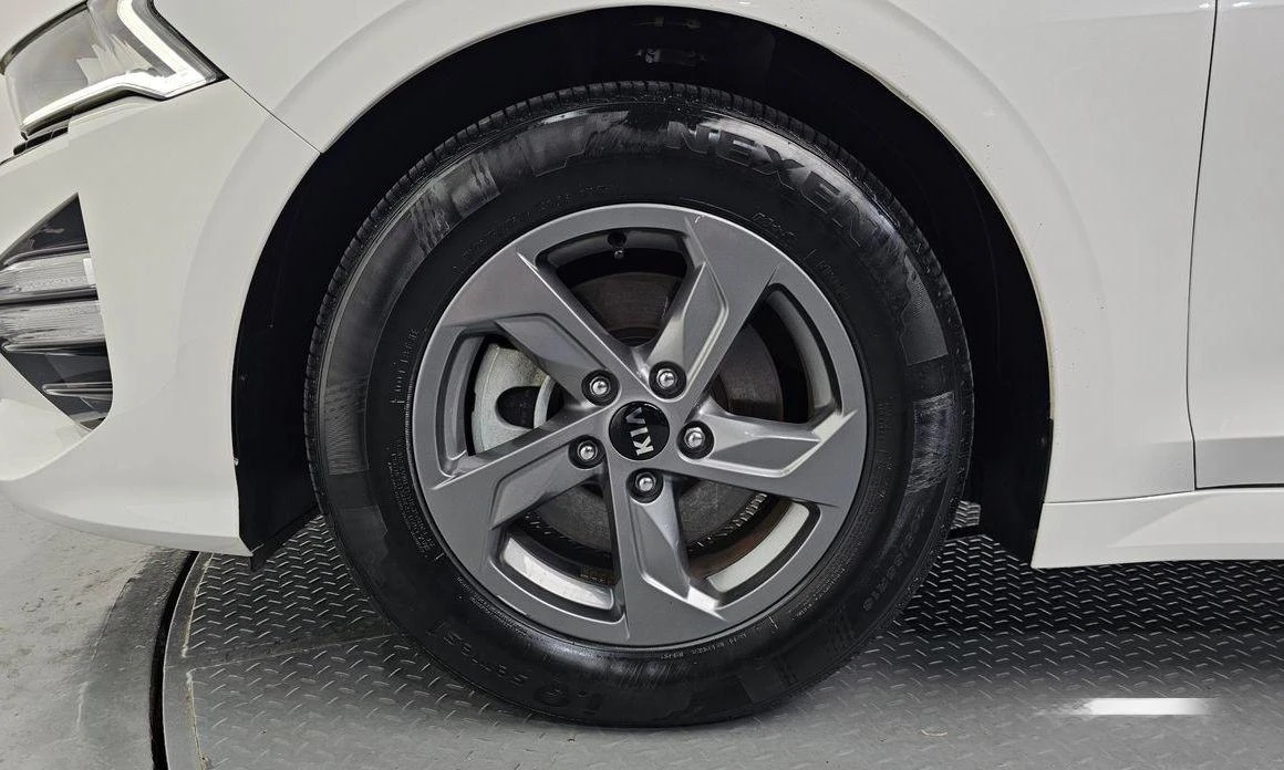 Kia K5 2.0 LPG Strandard * НАЙ-ДОБРА ЦЕНА В БЪЛГАРИЯ*  - изображение 5