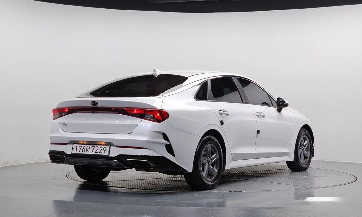 Kia K5 2.0 LPG Strandard * НАЙ-ДОБРА ЦЕНА В БЪЛГАРИЯ*  - изображение 2