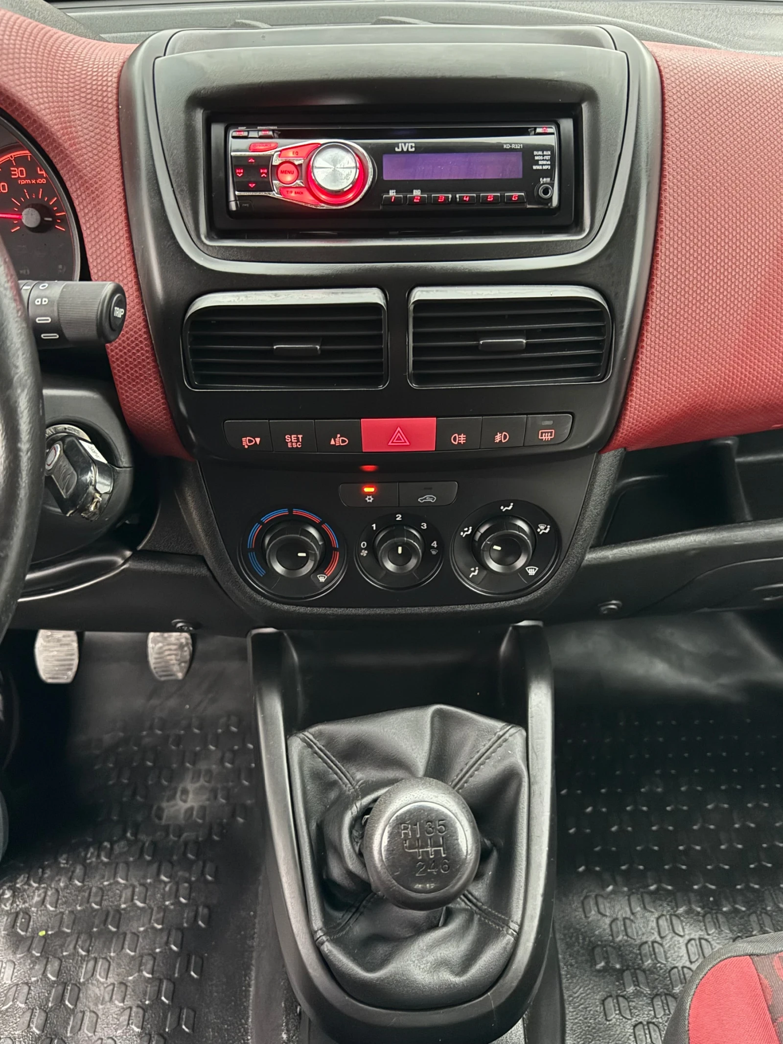 Fiat Doblo 1.6D 105. * *  | Mobile.bg   16