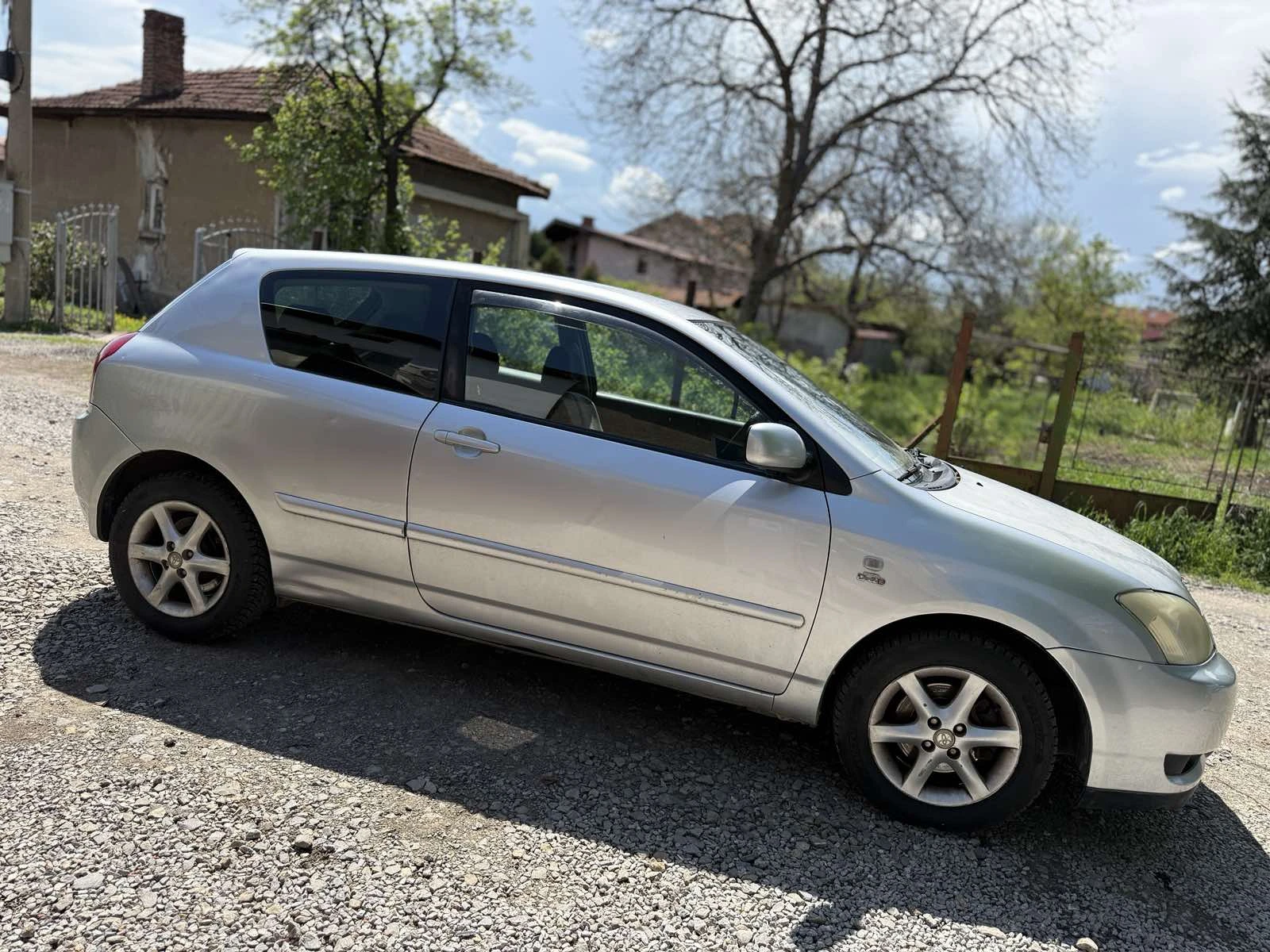 Toyota Corolla D4D 90 К.С. - изображение 3