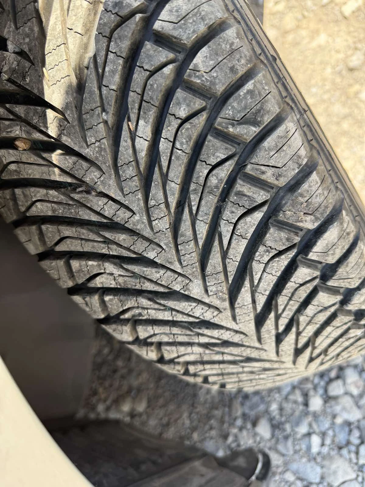 Toyota Corolla D4D 90 К.С. - изображение 6