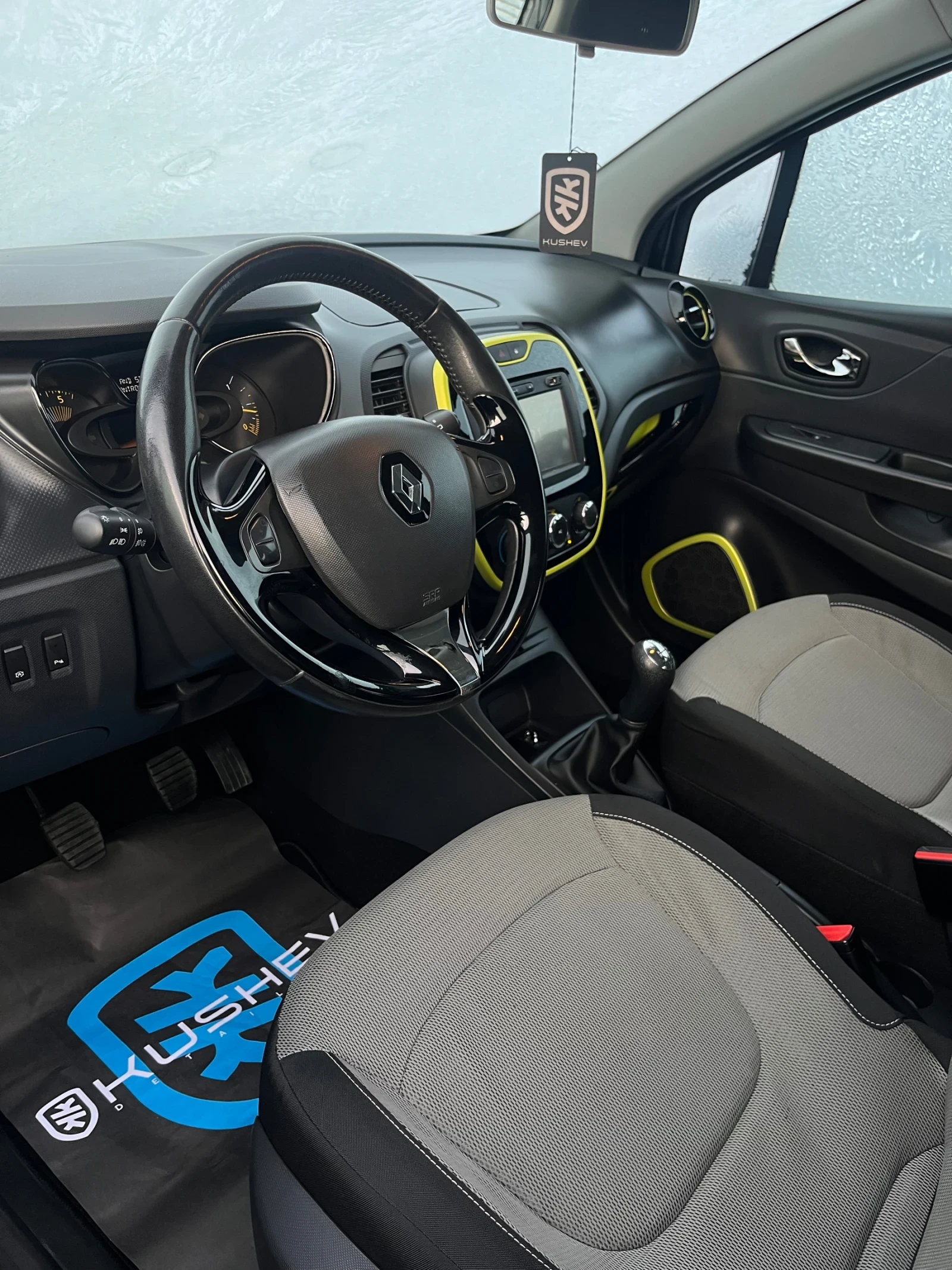 Renault Captur Renault Captur 1.5dci 90hp Keyless Navi LED | Mobile.bg   8