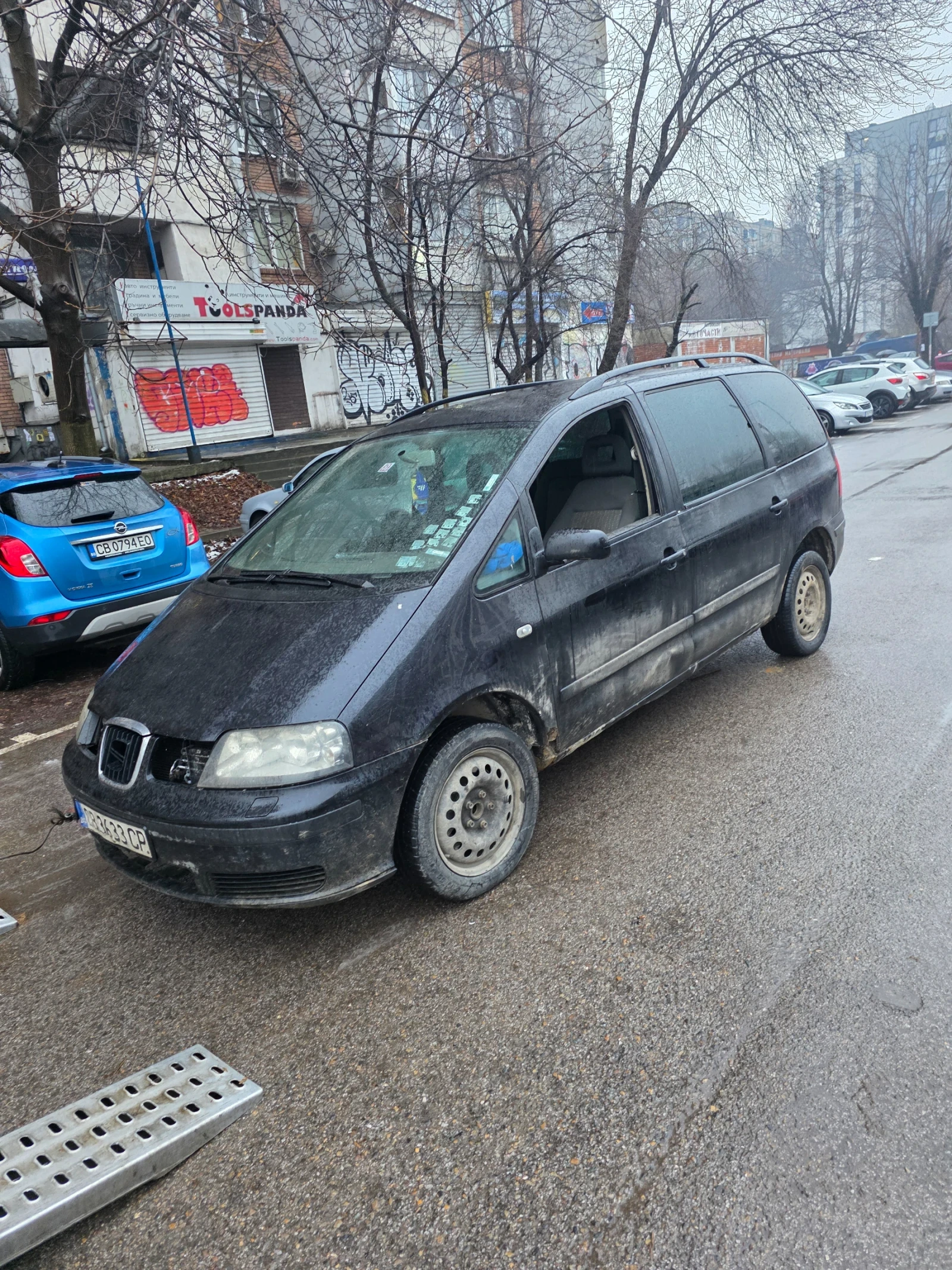 Seat Alhambra 1.9 TDI 116 кс - изображение 4