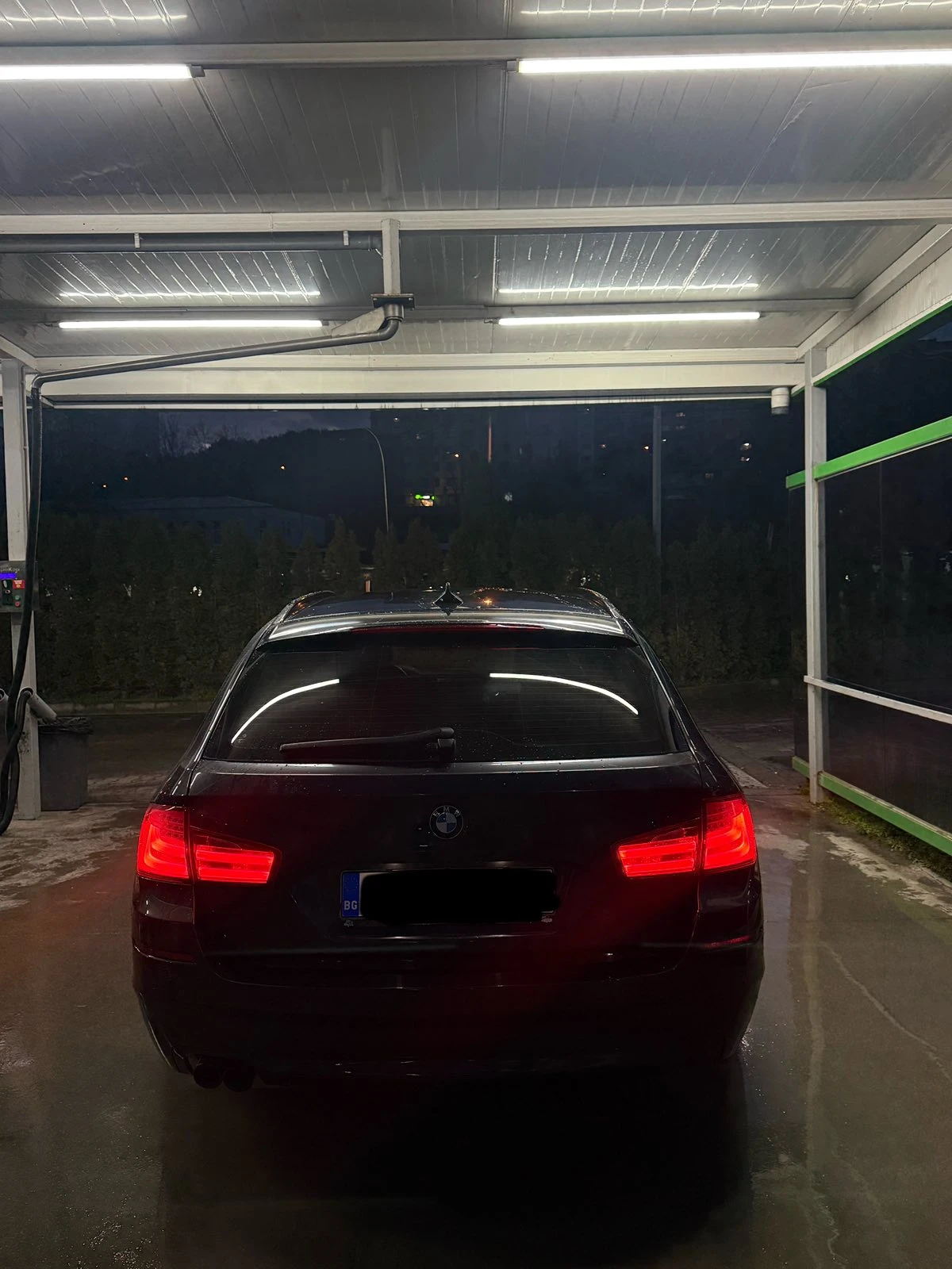 BMW 520 ГОЛЯМА НАВИГАЦИЯ* ПЕРА* КОЖА* BIXENON* ПАРКТРОНИК - изображение 6