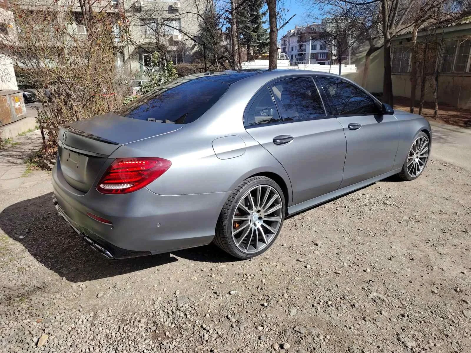 Mercedes-Benz E 300, снимка 2 - Автомобили и джипове - 53781957