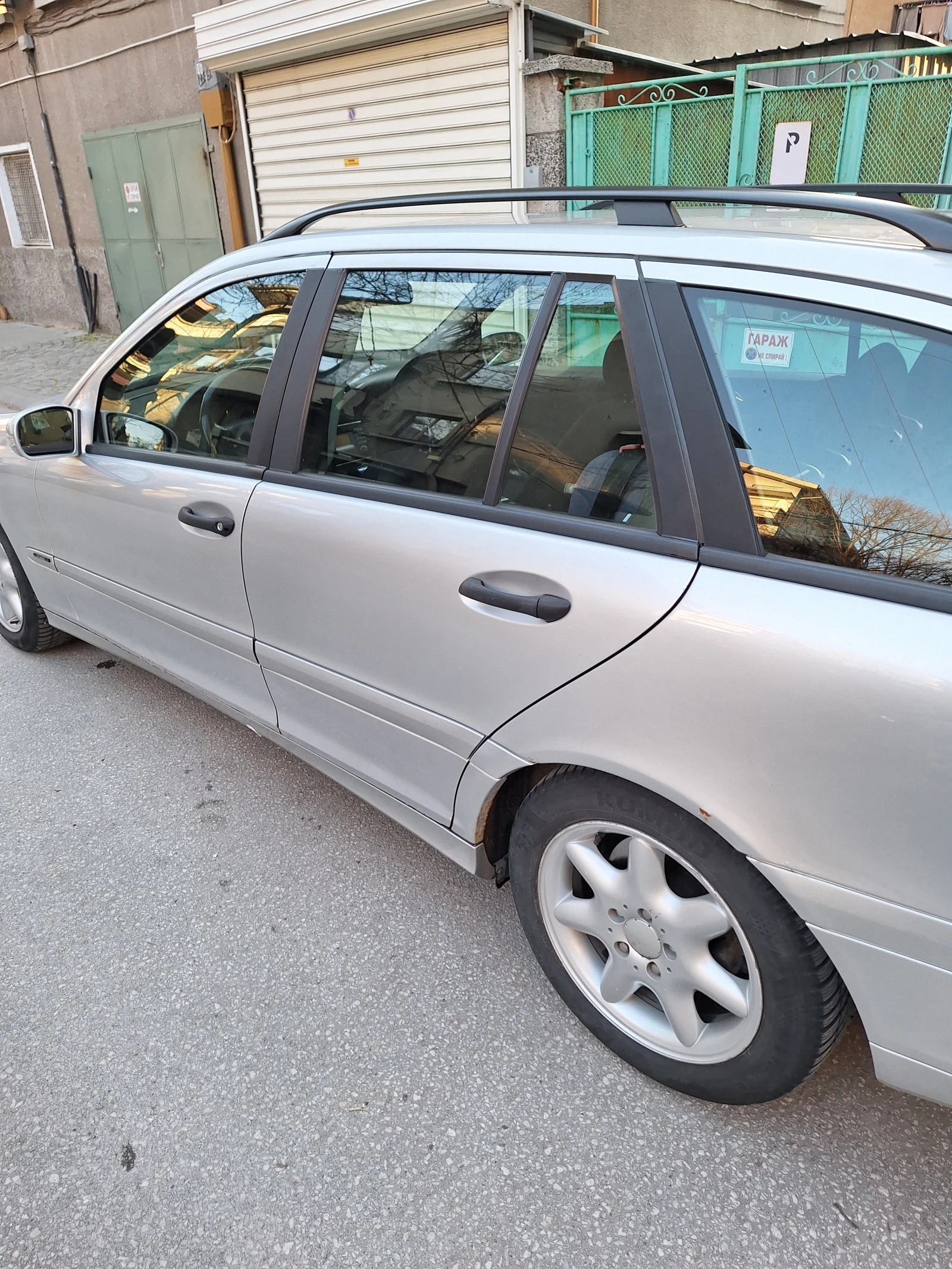 Mercedes-Benz C 200, снимка 8 - Автомобили и джипове - 53866902