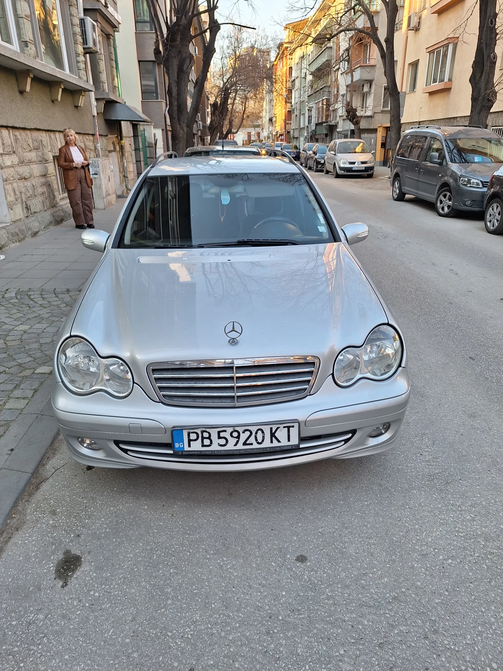 Mercedes-Benz C 200, снимка 11 - Автомобили и джипове - 53866902