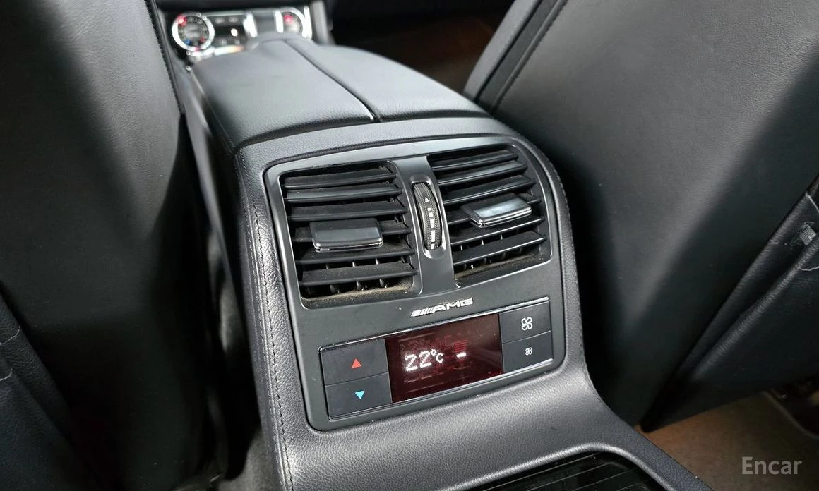 Mercedes-Benz CLS 63 AMG HARMAN KARDON* �������* ���������* SUNROOF* �����* | Mobile.bg � ����������� 16