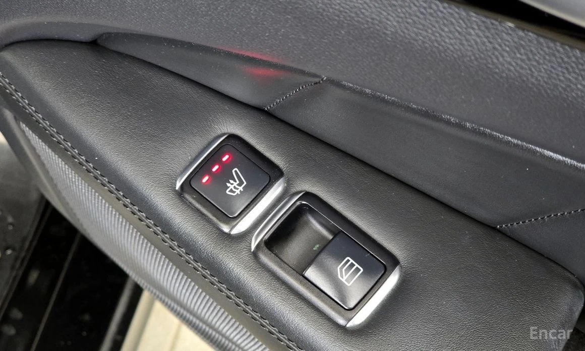 Mercedes-Benz CLS 63 AMG HARMAN KARDON* �������* ���������* SUNROOF* �����* | Mobile.bg � ����������� 17