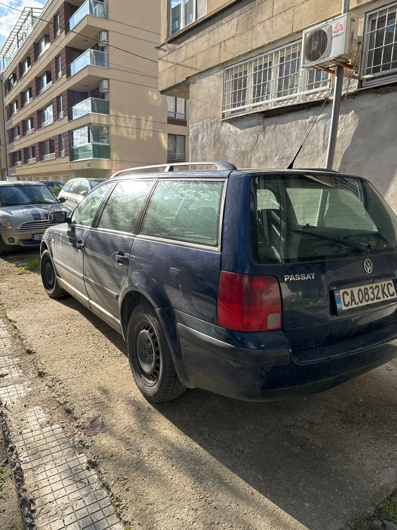 VW Passat, снимка 5 - Автомобили и джипове - 54293946