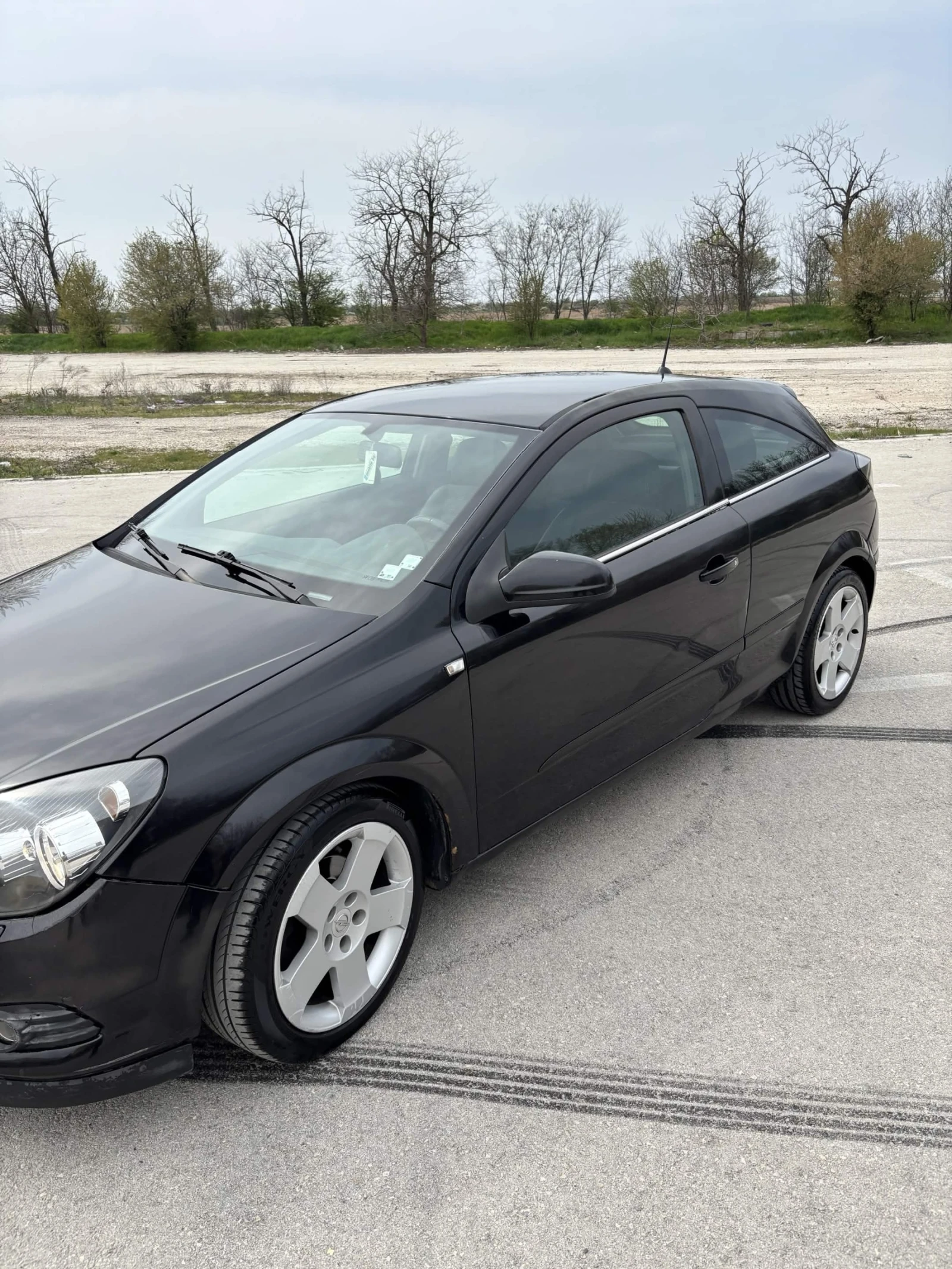 Opel Astra GTC, снимка 4 - Автомобили и джипове - 54319481