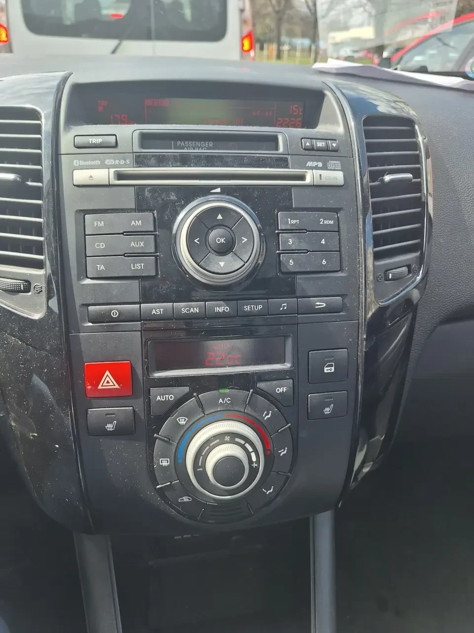 Kia Venga EX 1.6 benzin , снимка 5 - Автомобили и джипове - 54481628