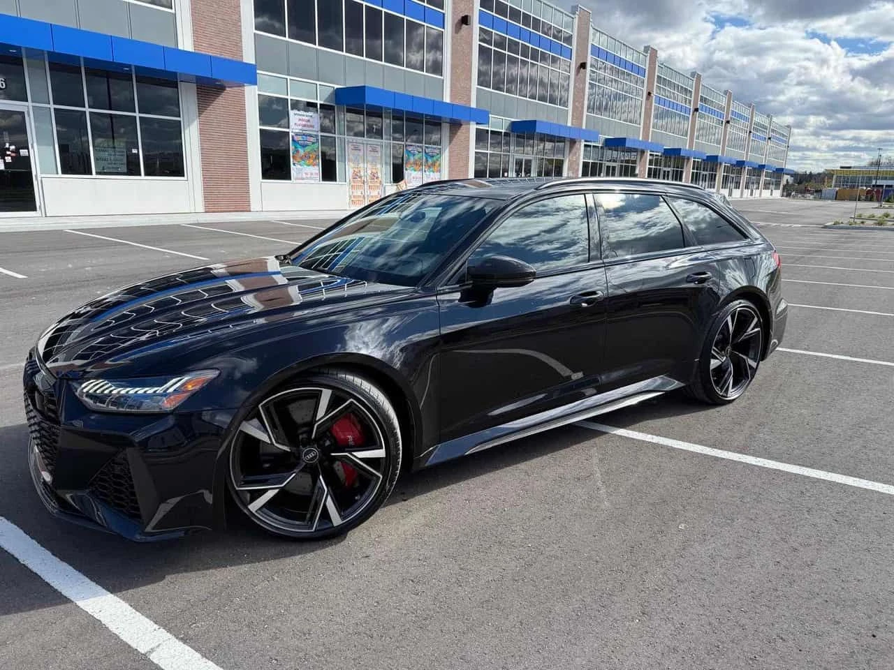 Audi Rs6  4.0 TFSI | MATRIX | FULL | DIS | 360 | HEAD-UP 
