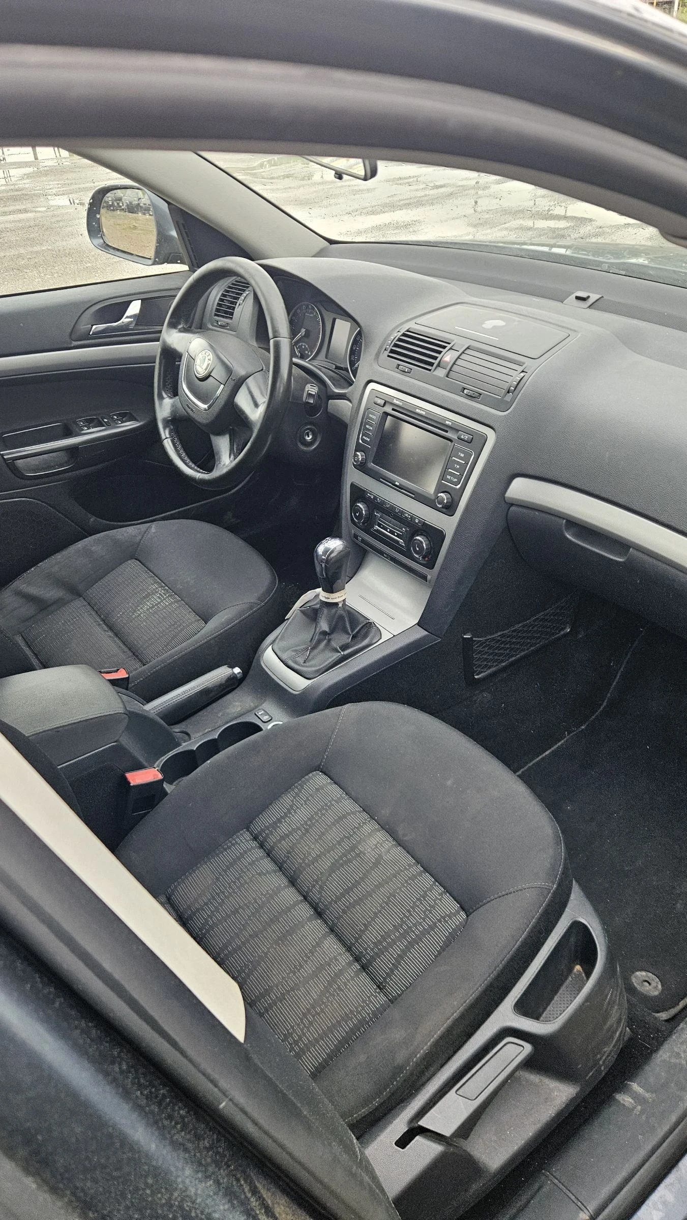 Skoda Octavia 1.6tdi.105ks.klimatron.euro5, снимка 3 - Автомобили и джипове - 54658210