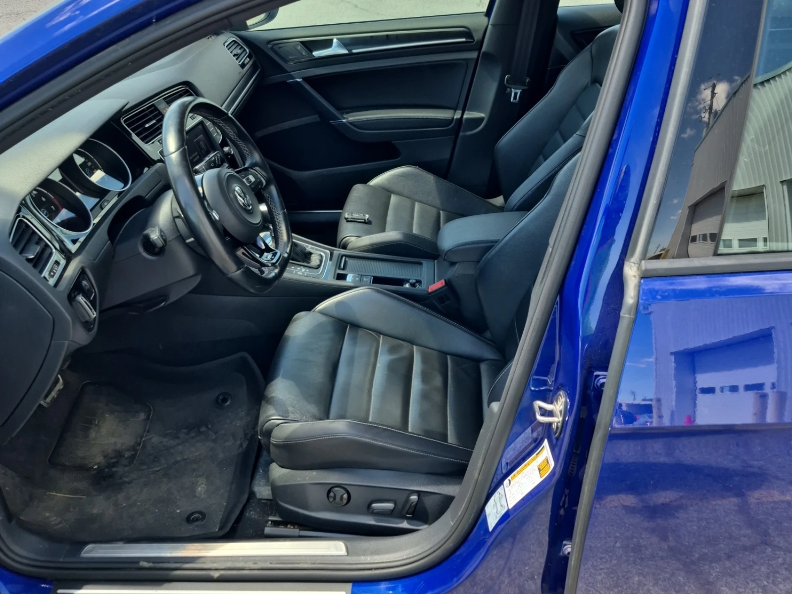VW Golf R * DSG * СЕРВИЗНА ИСТОРИЯ * , снимка 5 - Автомобили и джипове - 54672740