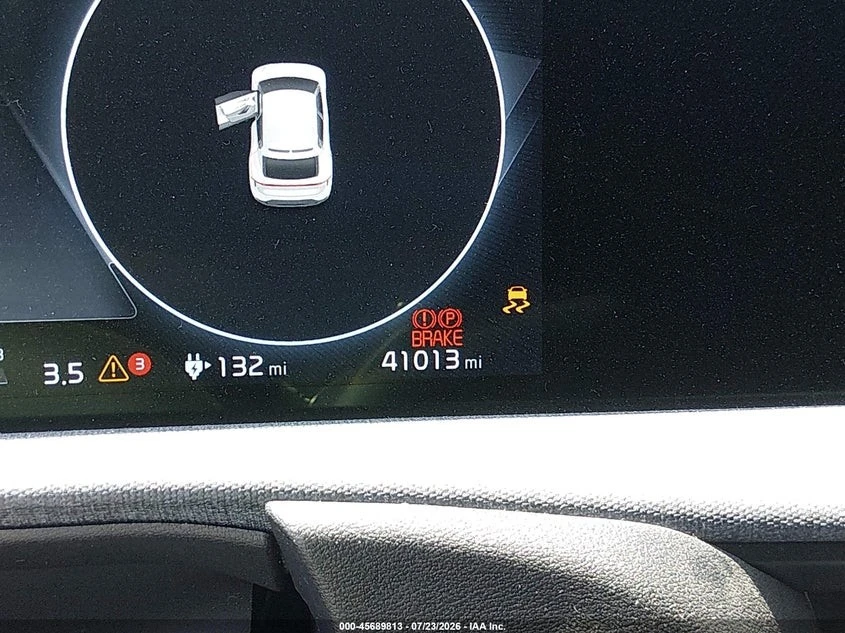 Kia EV6 WIND* КОЖА* ПОДГРЕВ* 360* КАМЕРА* KEYLESS* , снимка 13 - Автомобили и джипове - 55647140
