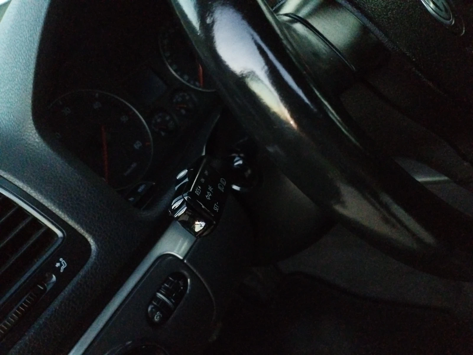 VW Jetta 2.0 TDI BKD 140hp 6ск Подгреви , снимка 14 - Автомобили и джипове - 55754809