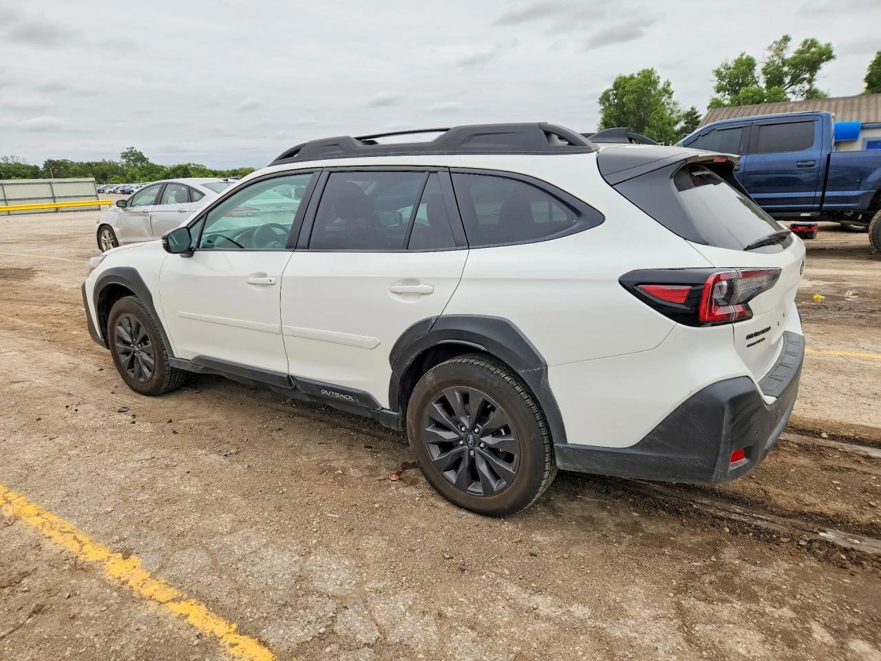 Subaru Outback 2.4l Onyx Edition Xt, снимка 2 - Автомобили и джипове - 55893033