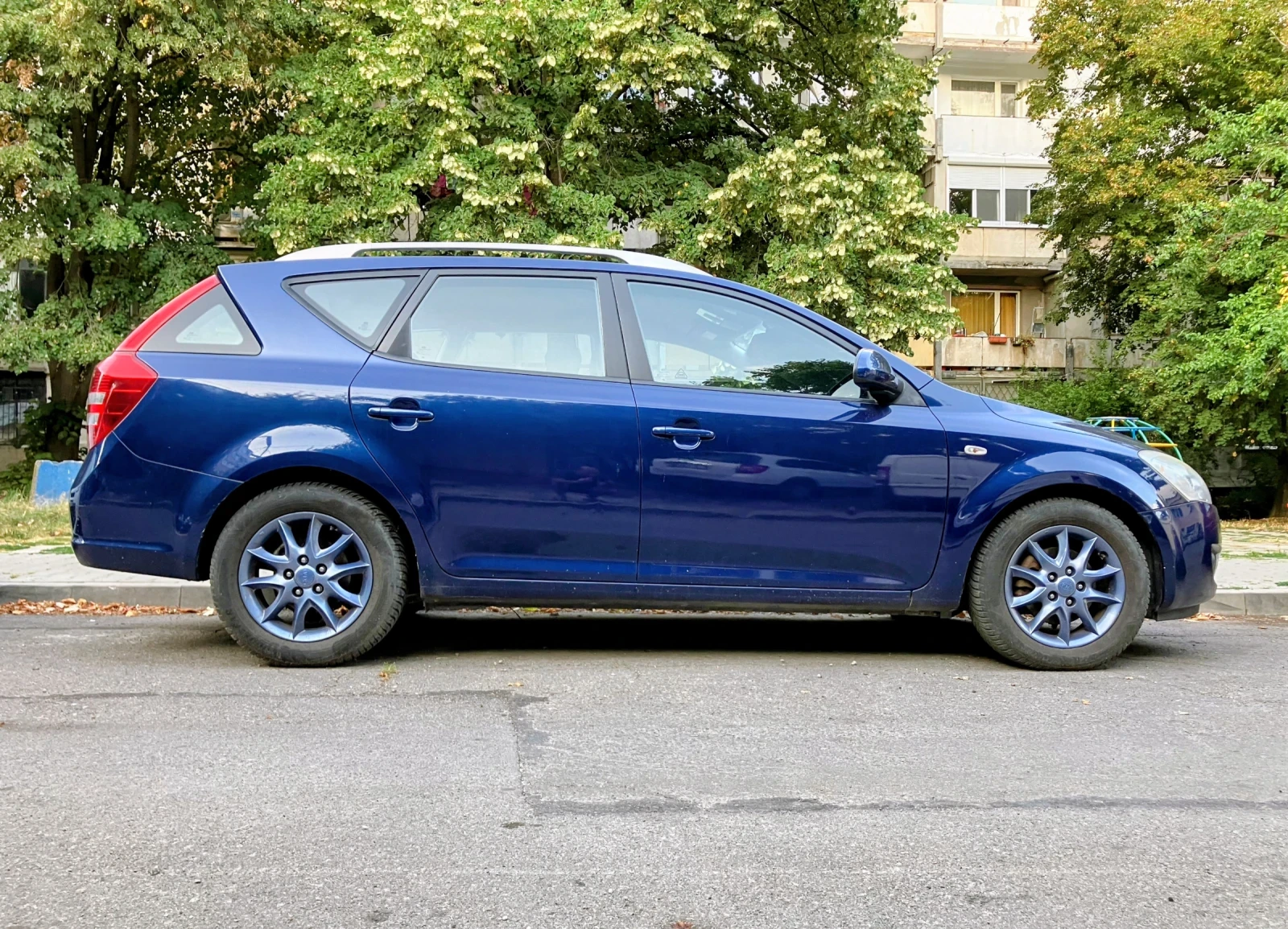 Kia Ceed 2.0 144hp, снимка 5 - Автомобили и джипове - 55904448