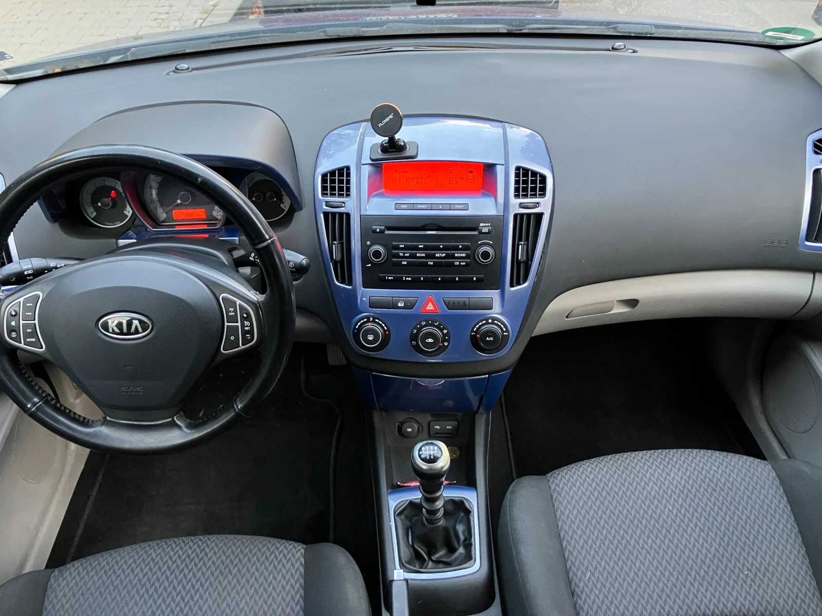 Kia Ceed 2.0 144hp, снимка 12 - Автомобили и джипове - 55904448