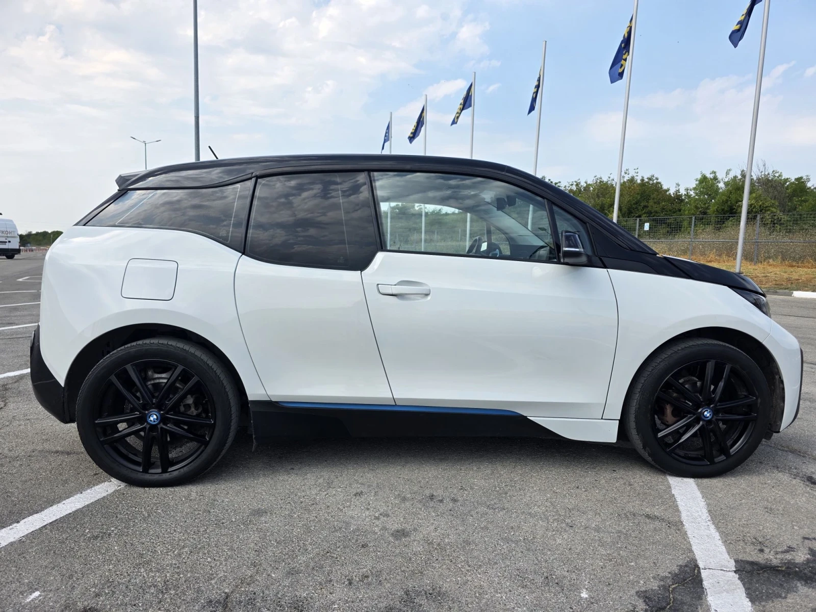 BMW i3, снимка 8 - Автомобили и джипове - 56185156