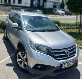 Honda Cr-v 4x4* Подрев* Печка* Full Led, снимка 2