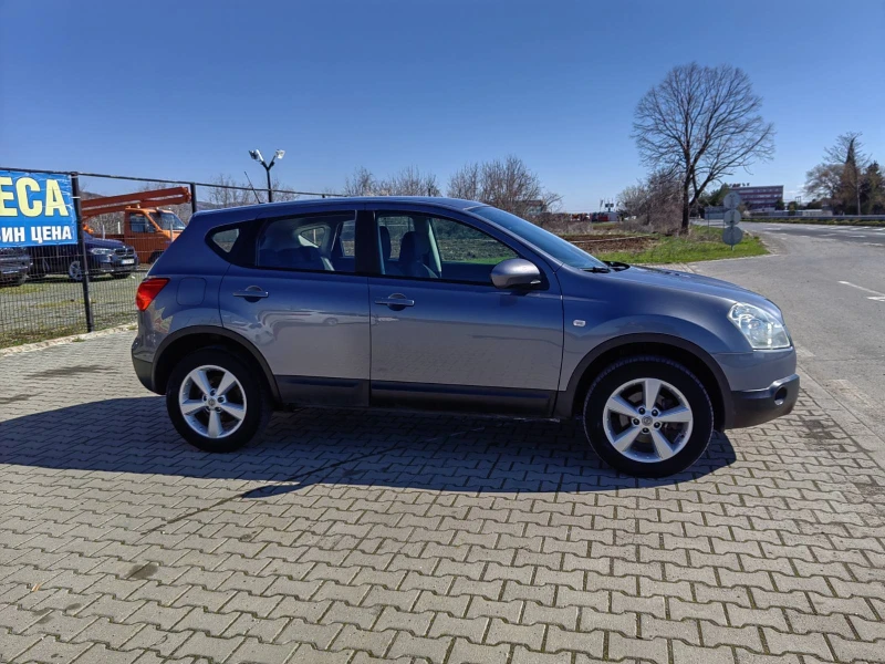 Nissan Qashqai 1.6i, снимка 3 - Автомобили и джипове - 49687669