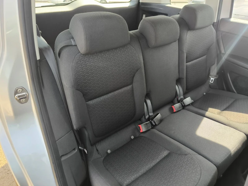 Skoda Yeti 1.8TSI 4x4, снимка 11 - Автомобили и джипове - 51833906