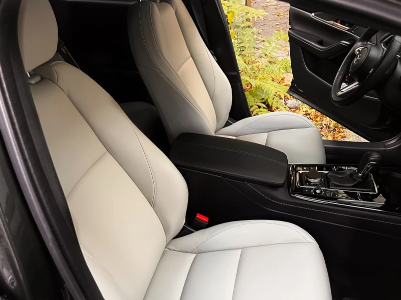 Mazda CX-30 * S PREFERRED* 2.5* AWD* 8000 km* CARFAX* KАСКО, снимка 10 - Автомобили и джипове - 52116202