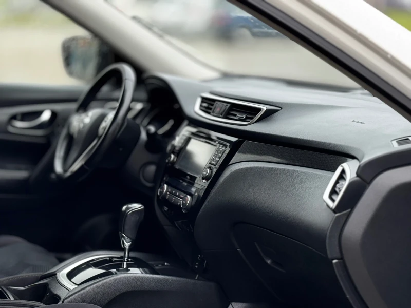 Nissan X-trail 1.6DCI/АВТОМАТ/KEYLESS, снимка 12 - Автомобили и джипове - 52358324